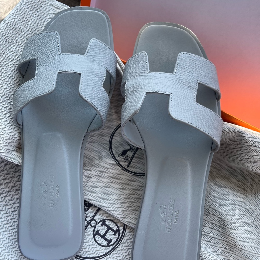 Sold hermes oran sandals bleu glacier
